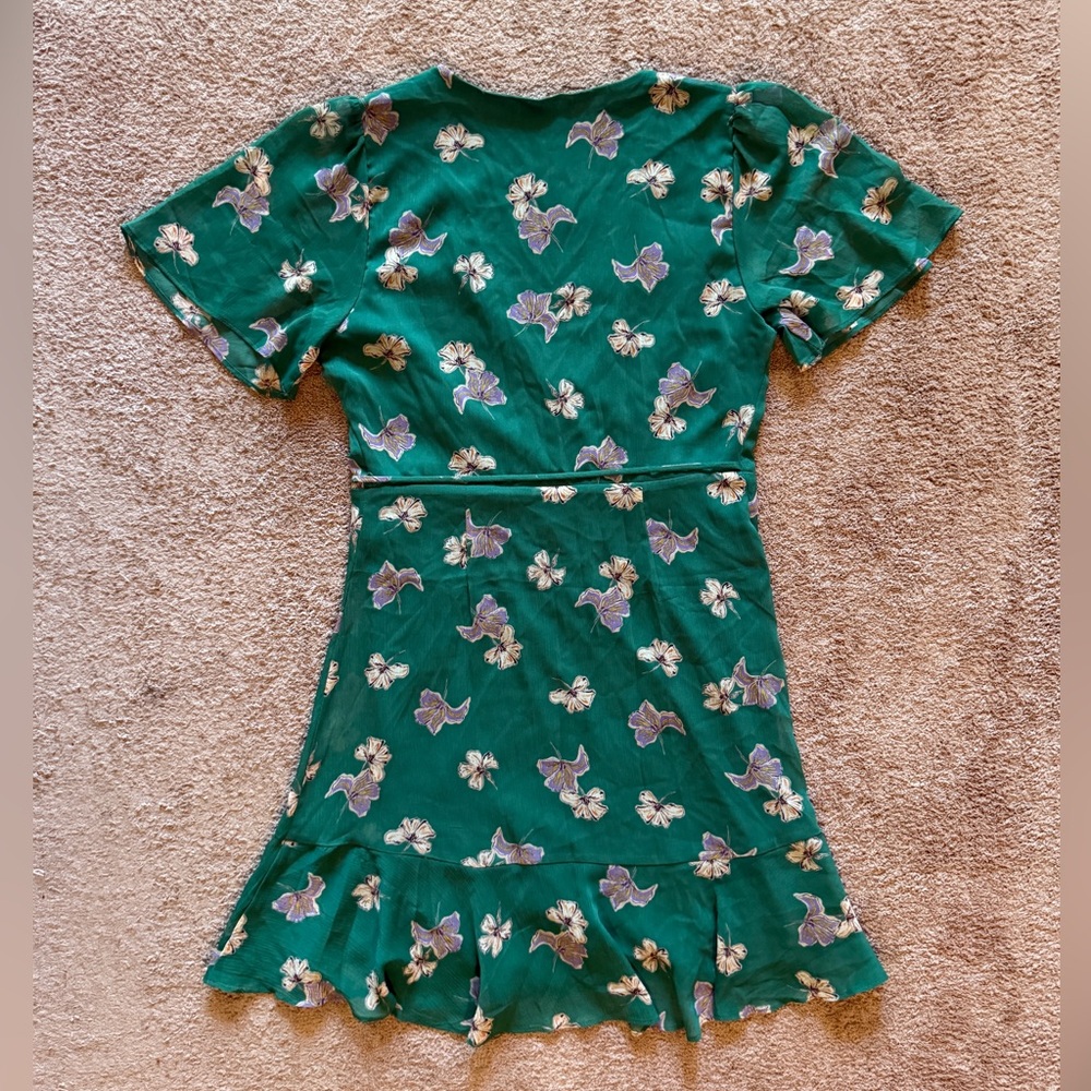 Green Ruffled Wrap Sundress - Picture 9 of 12